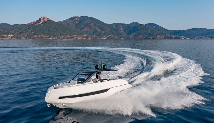 InvictusYacht_TT420_6 opt